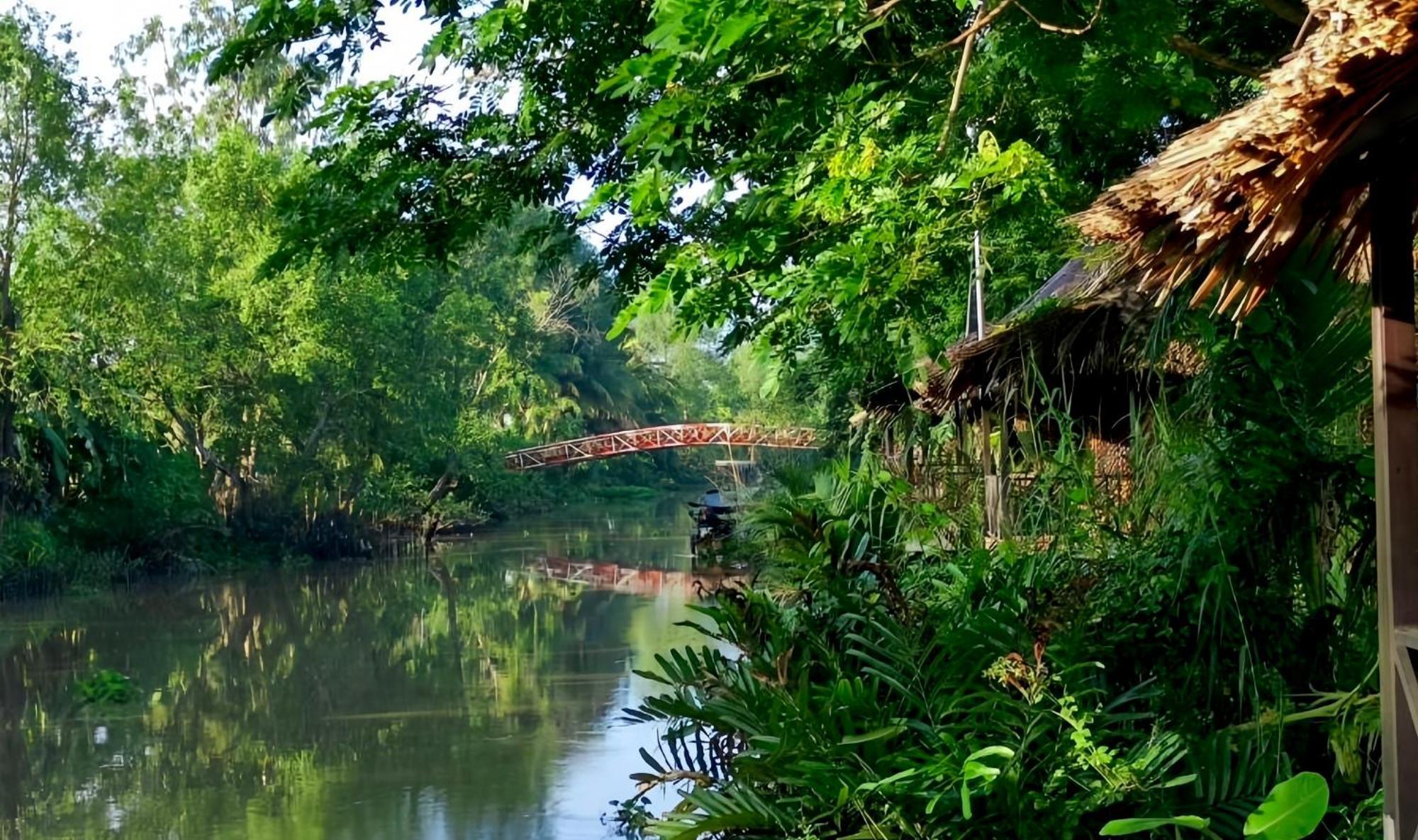 Hometravel Mekong Can Tho Exterior photo